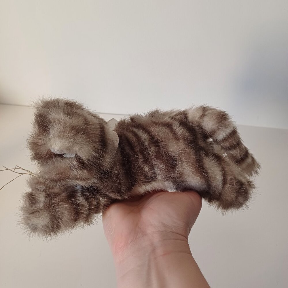 The Bearington Collection Realistic Grey Stripped Laying Tabby Bow Kitty Cat 9'' - Picture 3 of 14